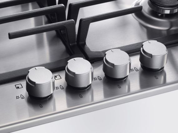 Варочная поверхность Electrolux газовая EGG3322NVX | Зображення 3