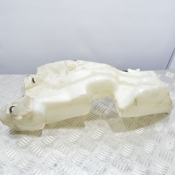 Бачок склоомивача Audi A4 B7 2004-2008 Бак омивача скла Ауді а4 б7 8E0955453BF
