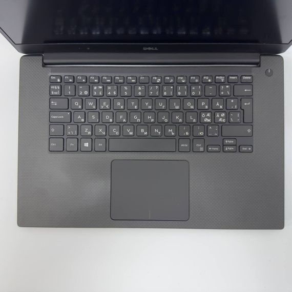 Игровой ноутбук Dell XPS 15 9560 / 15.6" (1920x1080) IPS / Intel Core i7-7700HQ (4 (8) ядра по 2.8 - 3.8 GHz) / 16 GB DDR4 / 512 GB SSD / nVidia GeForce GTX 1050, 4 GB GDDR5, 128-bit / WebCam б/у | Зображення 3