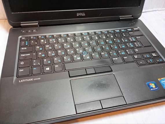 Ноутбук Б-класс Dell Latitude E5440 / 14" (1366x768) TN / Intel Core i5-4310U (2 (4) ядра по 2-3 GHz) / 8 GB DDR3 / 120 GB SSD / Intel HD Graphics 4400 / WebCam б/у | Зображення 6