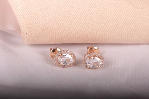 Сережки гвоздики из красного золота | Зображення 1