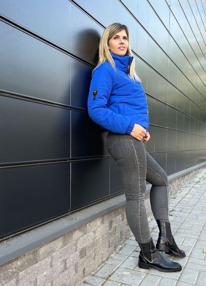 Женская демисезонная короткая куртка на молнии GF1215 цвет синий, размер 42/44 | Зображення 1