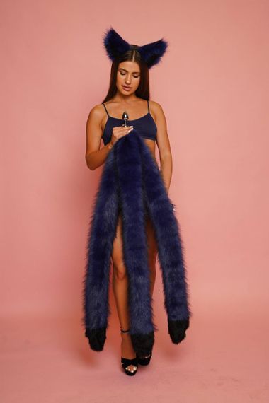 Анальний потрійний хутряний хвіст без пробки, Синій з чорним кінчиком, OKOVA 100 см. Sex Aura | Зображення 2