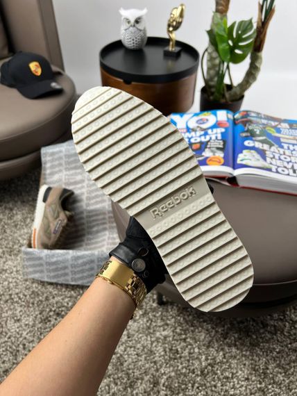 Чоловічі кросівки R-eebok Classic New Sand White | Зображення 4