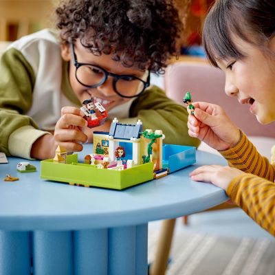 Конструктор LEGO Disney Classic Книга пригод Пітера Пена та Венді 111 деталей (43220) | Зображення 7