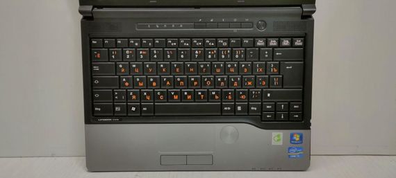 Ноутбук Б-класс Fujitsu LifeBook S792 / 13.3" (1366x768) TN / Intel Core i5-3340M (2 (4) ядра по 2.7 - 3.4 GHz) / 4 GB DDR3 / 320 GB HDD / Intel HD Graphics 4000 б/у | Зображення 3