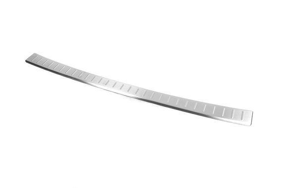 Накладка на задний бампер (нерж) для Toyota Rav 4 2019+