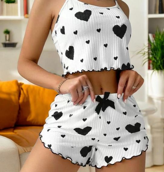 Пижама женская короткая топ и шорты  (M)