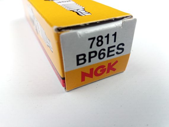 Свічка запалювання NGK BP6ES/7811 ВАЗ 2101 (2108-3707000) | Зображення 2