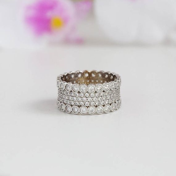 Кольцо из белого золота с фианитами 19.5 | Зображення 3