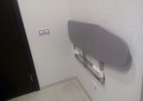 Прасувальна дошка настінна, основа метал