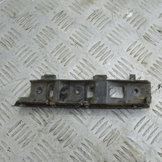 Кронштейн переднього бампера лівий Volkswagen Passat B6 2005-2010 Кріплення бампера Фольксваген 3C0807183 | Зображення 1