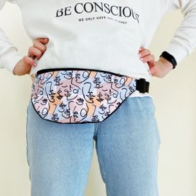 Сумка поясна бананка 4Profi з принтом  Girls white з одним відділенням 18231