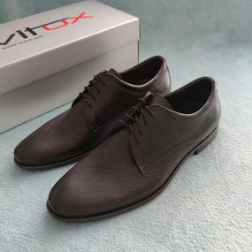 Шкіряні туфлі чорного кольору 45 розмір