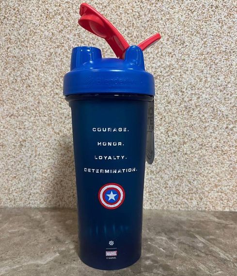 Спортивний шейкер BlenderBottle Classic Loop PRO 28oz/820ml Marvel Capitan Amerika (600557) | Зображення 5