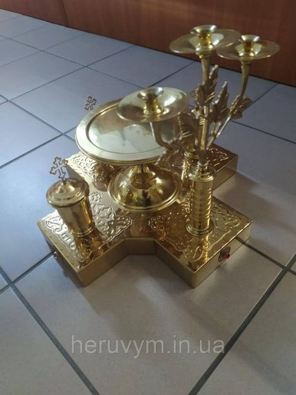 Літійне  блюдо хрестоподібне з червоною емаллю | Зображення 3