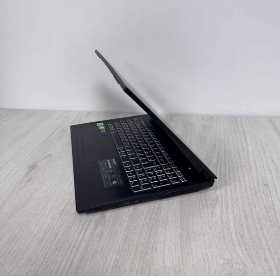 Ноутбук Gigabyte G5 KC 144Hz i5 10500H 16Gb SSD 512GB RTX 3060 Б/В | Зображення 3