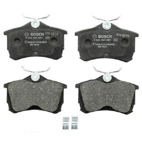 Гальмівні колодки Bosch дискові задні HONDA Accord 1.8i,2.0i,2,2,4-03 0986424661