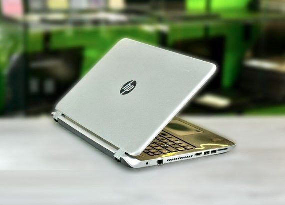 Ноутбук HP Pavilion 15-p258nl / 15.6" (1366x768) TN / Intel Core i7-5500U (2 (4) ядра по 2.4 - 3.0 GHz) / 16 GB DDR3 / 1000 GB SSD / nVidia GeForce 840M, 4 GB DDR3, 64-bit / WebCam / DVD-RW / Win 10 Home б/у | Зображення 4