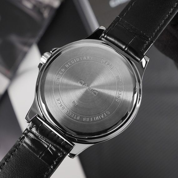 Чоловічий годинник Casio MTP-V300L-1A | Зображення 8