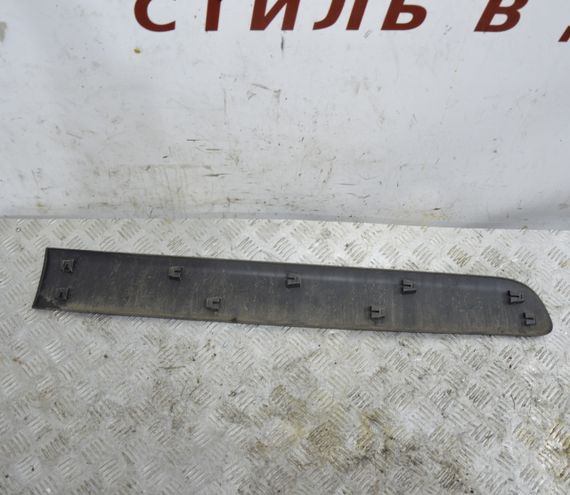 Молдинг передніх лівих дверей Citroen C3 Picasso 2009-2017 Передня ліва накладка дверей Сітроен ц3 Пікассо 9681743180 | Зображення 2