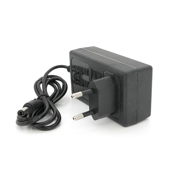 Зарядний пристрій для акумуляторів Li-ion 8.4V2A, штекер 5, 5х2, 5мм, BOX