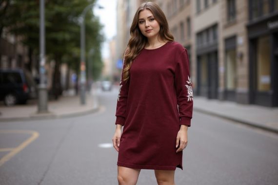 Б/у Жіноча тепла сукня бордо з вишивкою троянд міді plussize 52-60