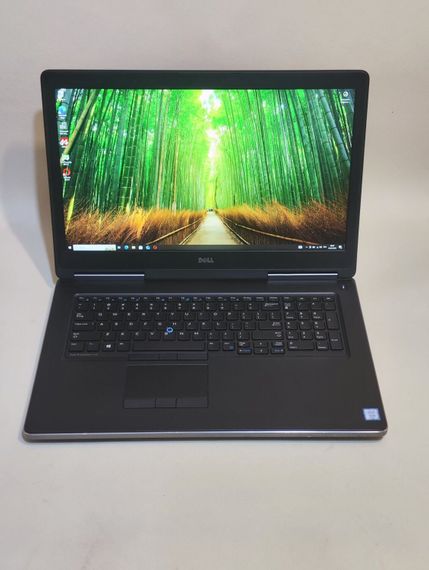 Мобильная рабочая станция Dell Precision 7710 / 17.3" (1920x1080) IPS / Intel Xeon E3-1505M v5 (4 (8) ядра по 2.8 - 3.7 GHz) / 16 GB DDR4 / 256 GB SSD / nVidia Quadro M3000M, 4 GB GDDR5, 256-bit / WebCam б/у | Зображення 1