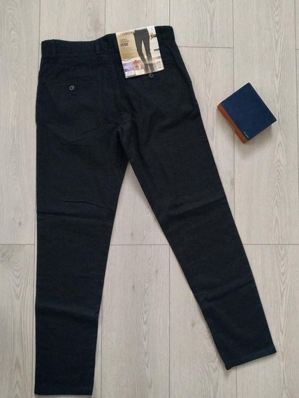 Чоловічі чорні класичні плотні брюки штани р. 30, 32 | Зображення 3