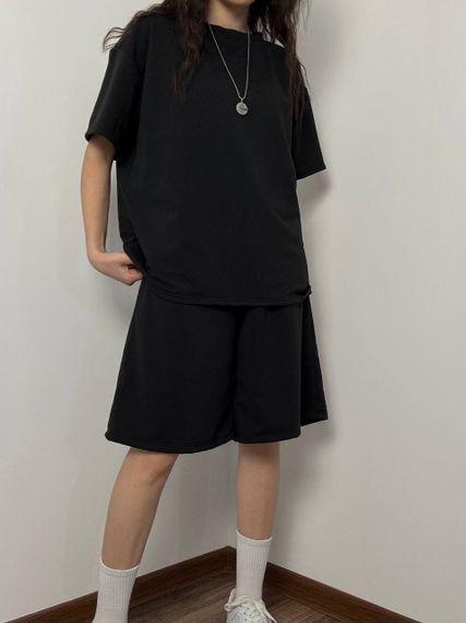 Женский летний костюм оверсайз футболка и длинные шорты SSH714, цвет черный, размер единый 42/46 | Зображення 2