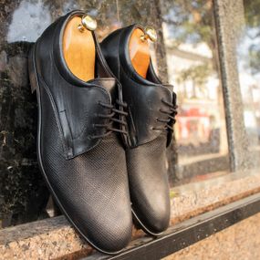 Черные мужские туфли из Польши 39 размер