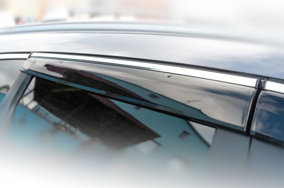 Ветровики с хром молдингом (4 шт, HIC) для Honda CRV 2017-2022 гг | Зображення 7