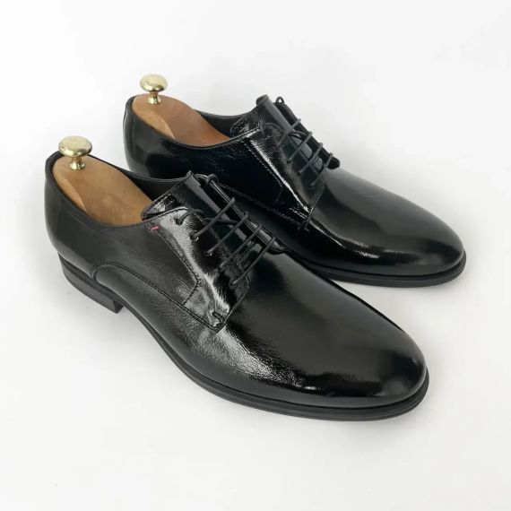 Стильні лаковані туфлі 40 розмір | Зображення 1