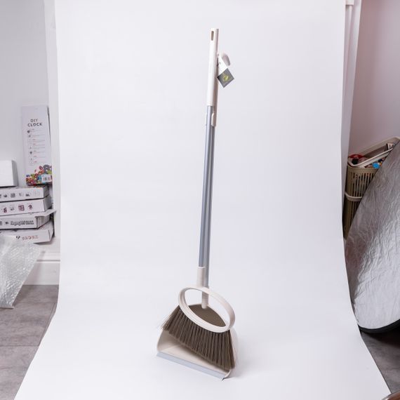 Набір віник і совок на довгій ручці для підлоги 25×25×95 (см) Білий HP-45-1W | Зображення 1