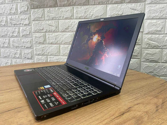 Ноутбук MSI GS63VR 7RF 15.6"FHD/IPS/i7 7700HQ/16Gb/SSD256Gb M2/GTX1060-6Gb | Зображення 1