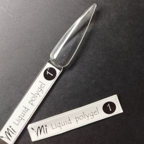 Наклейка на типсу (палитру) для жидкого полигеля Mi Color №01 (9 x 55 мм)