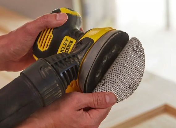 Шліфмашина ексцентрикова акумуляторна Stanley FATMAX з АКБ та ЗП SFMCW220D1S | Зображення 3