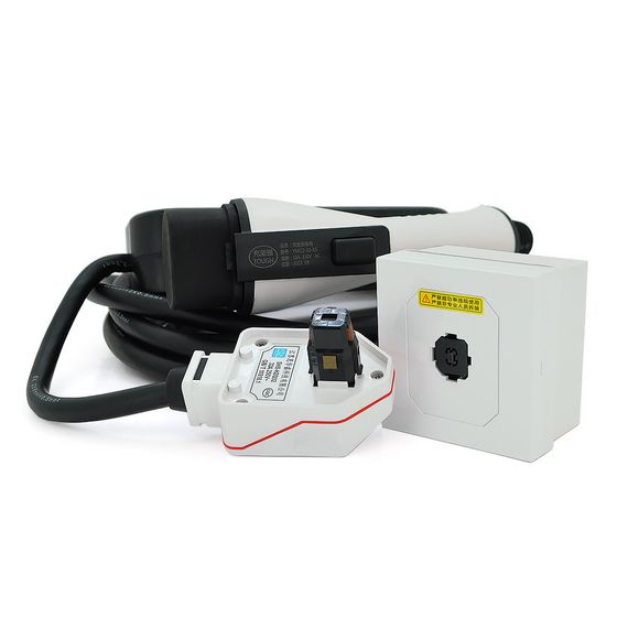 Зарядний пристрій для електромобіля DC: 220V/32A, довжина кабелю 5m, IP67, LED-індикація, з перемикачем, роз'єм GB/T | Зображення 1