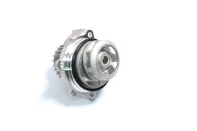 Насос водяной SKODA OCTAVIA 04-, VW CADDY, PASSAT 04-