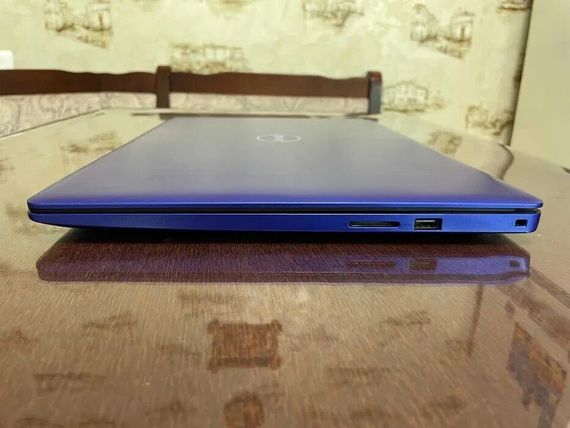 Ноутбук Dell Inspiron 3593 / 15.6" (1920x1080) TN Touch / Intel Core i7-1065G7 (4 (8) ядра по 1.3 - 3.9 GHz) / 8 GB DDR4 / 256 GB SSD / Iris Plus Graphics / WebCam б/в | Зображення 4