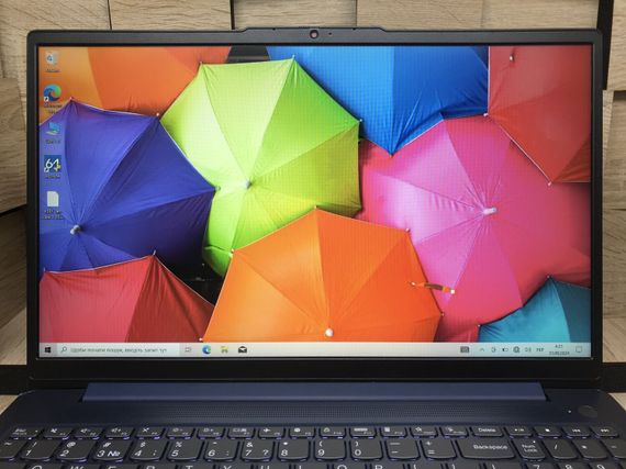 Ноутбук Б-класс Lenovo IdeaPad Slim 3 15IRU8 / 15.6" (1920x1080) IPS Touch / Intel Core i5-1335U (10 (12) ядра по 3.4 - 4.6 GHz) / 8 GB DDR4 / 256 GB SSD M.2 / Intel Iris Xe Graphics / WebCam б/у | Зображення 2
