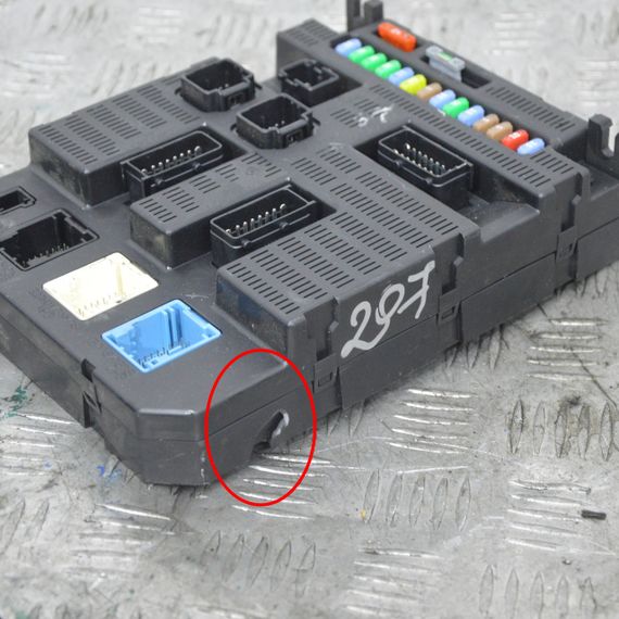 Блок запобіжників BSI P06-00 1.6 HDI Peugeot 207 2006-2013 Модуль комфорту БСІ Пежо 207 9659285380 | Зображення 1