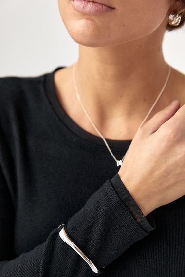 Однотонний лонгслів із сітчастою окантовкою - чорний цвет, M (є розміри) | Зображення 3