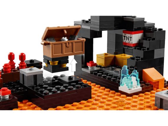Конструктор LEGO Minecraft Бастіон підземного світу (21185) | Зображення 3