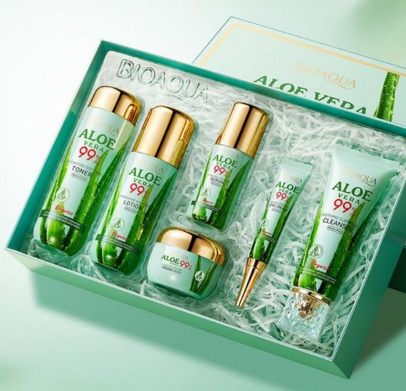Подарунковий набір косметики для обличчя 6в1 BIOAQUA Aloe Vera | Зображення 1