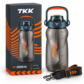Бутылка для воды TKK 2000 мл зеленая Tritan без BPA, спортивная ударопрочная с соломинкой и ремешком через плечо