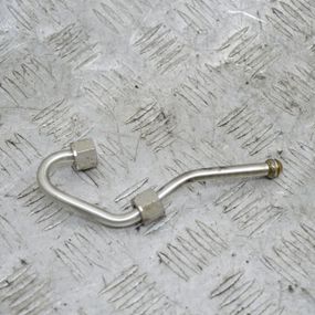 Патрубок ПНВТ 1.4 TSI Volkswagen Golf VII 2012-2020 Трубка паливна Фольксваген Гольф 7 04E130241D