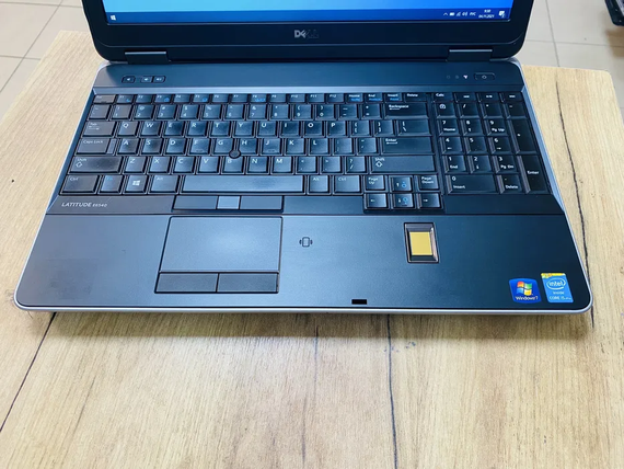 Ноутбук Dell e6540 15.6 FHD IPS core i5 4200m/8gb/320gb/radeon 8790M-2gb | Зображення 1