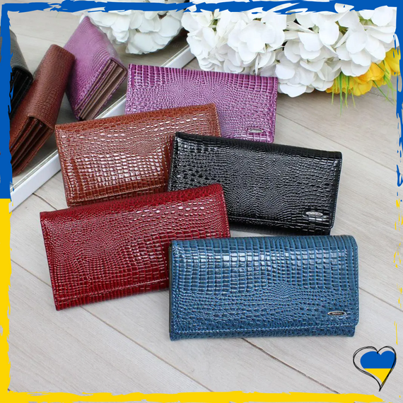 Кошелек женский на магнитах из экокожи 19х10см