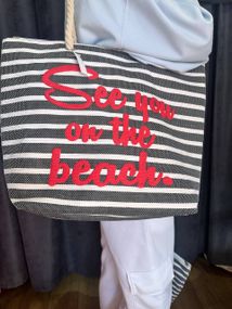 Женская большая пляжная сумка в полоску одно отделение на молнии AV39 размер 48/38, синяя